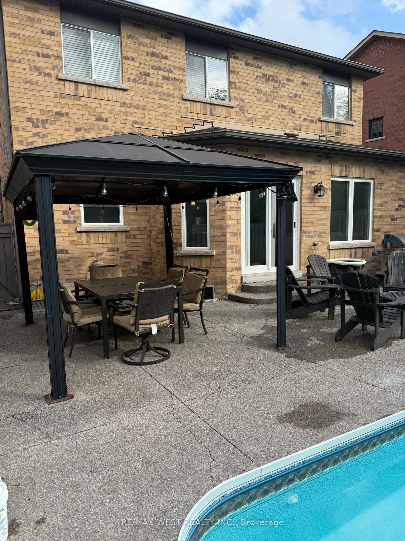 99, Gray Park, Bolton West, Caledon