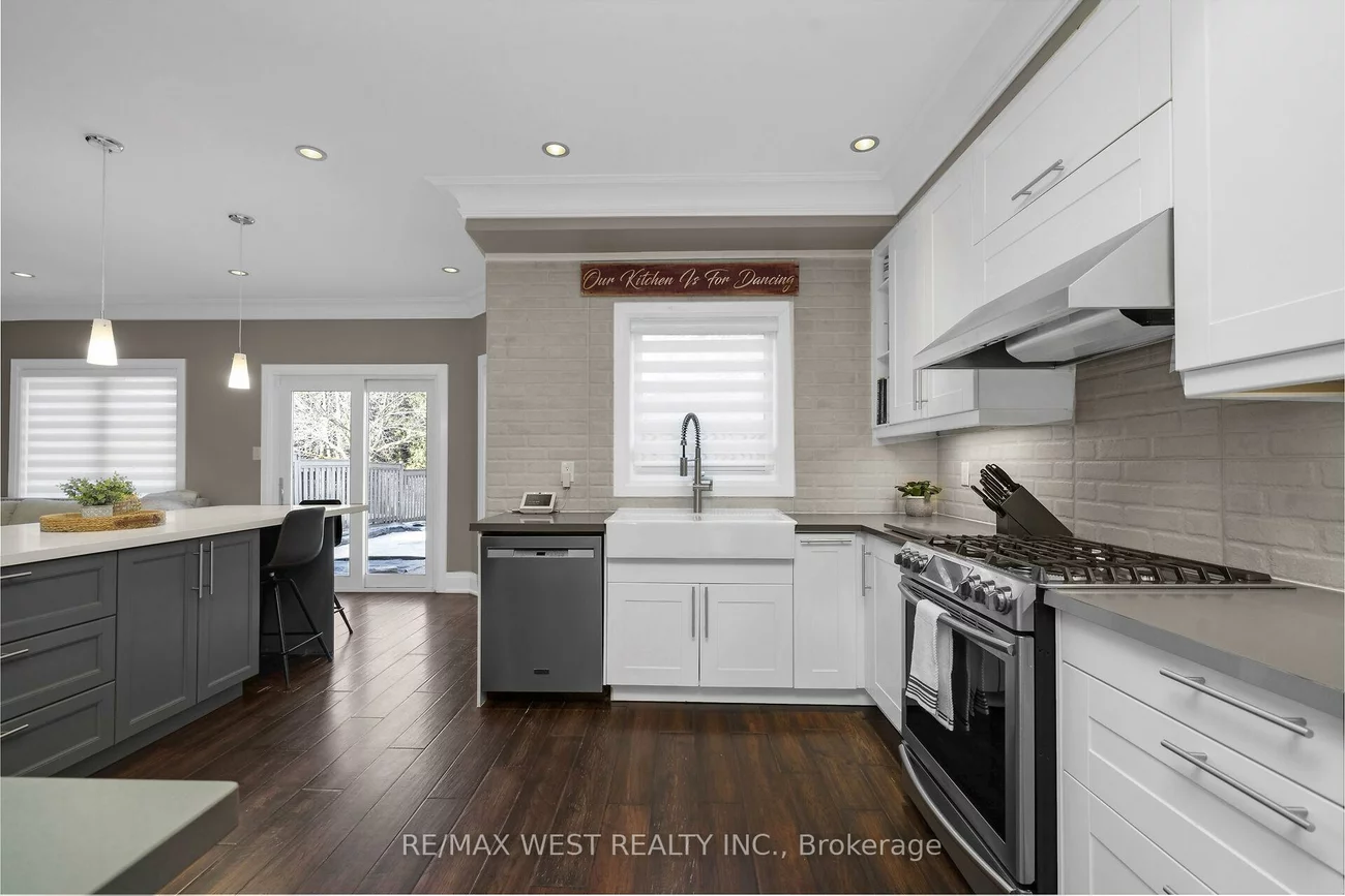 99, Gray Park, Bolton West, Caledon