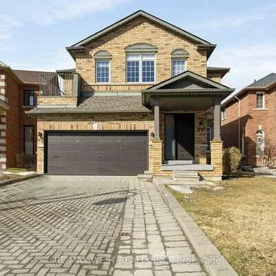 99, Gray Park, Bolton West, Caledon