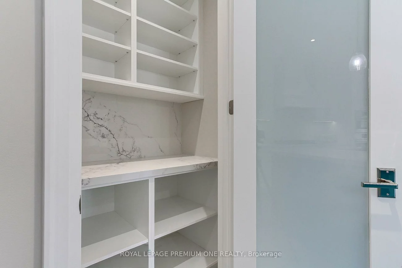 211, Pine, Palgrave, Caledon