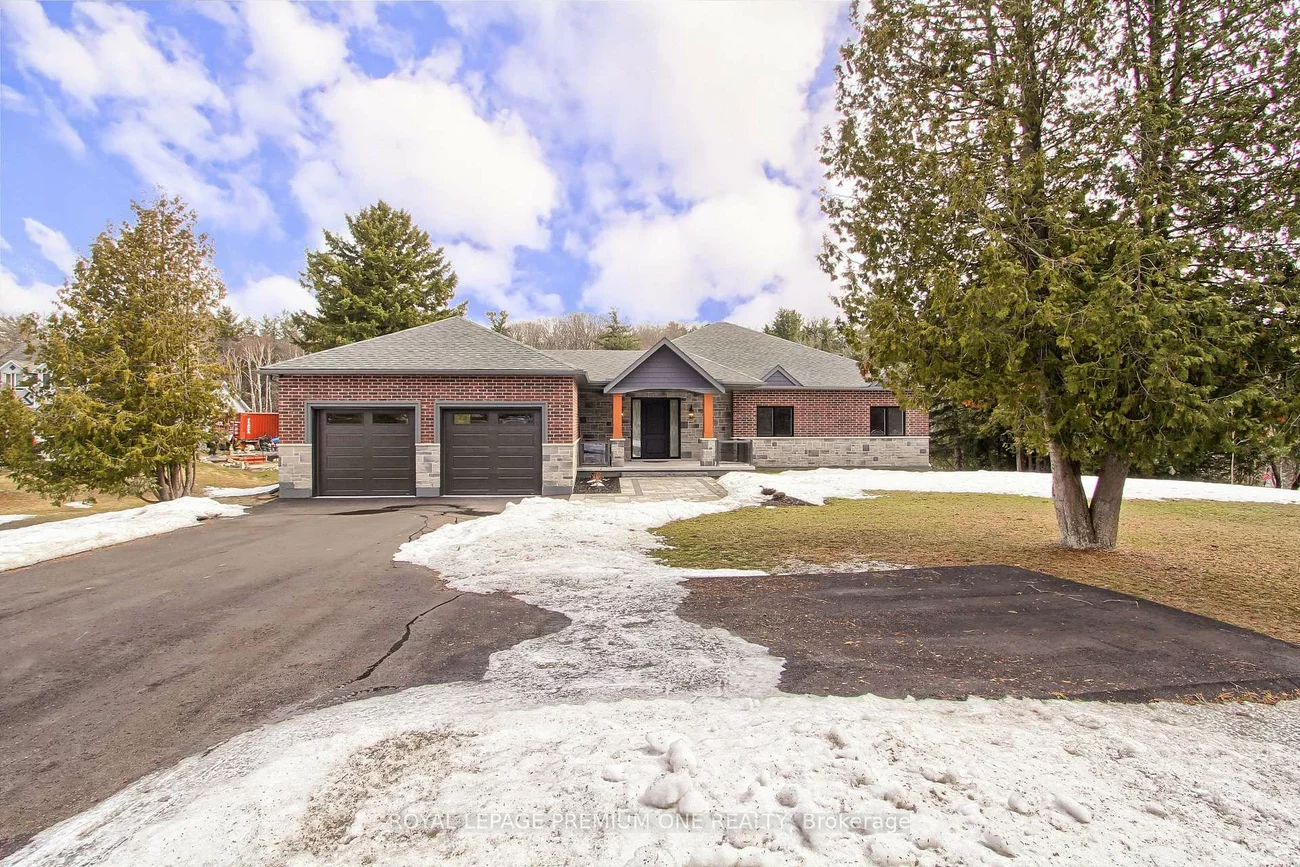 211, Pine, Palgrave, Caledon