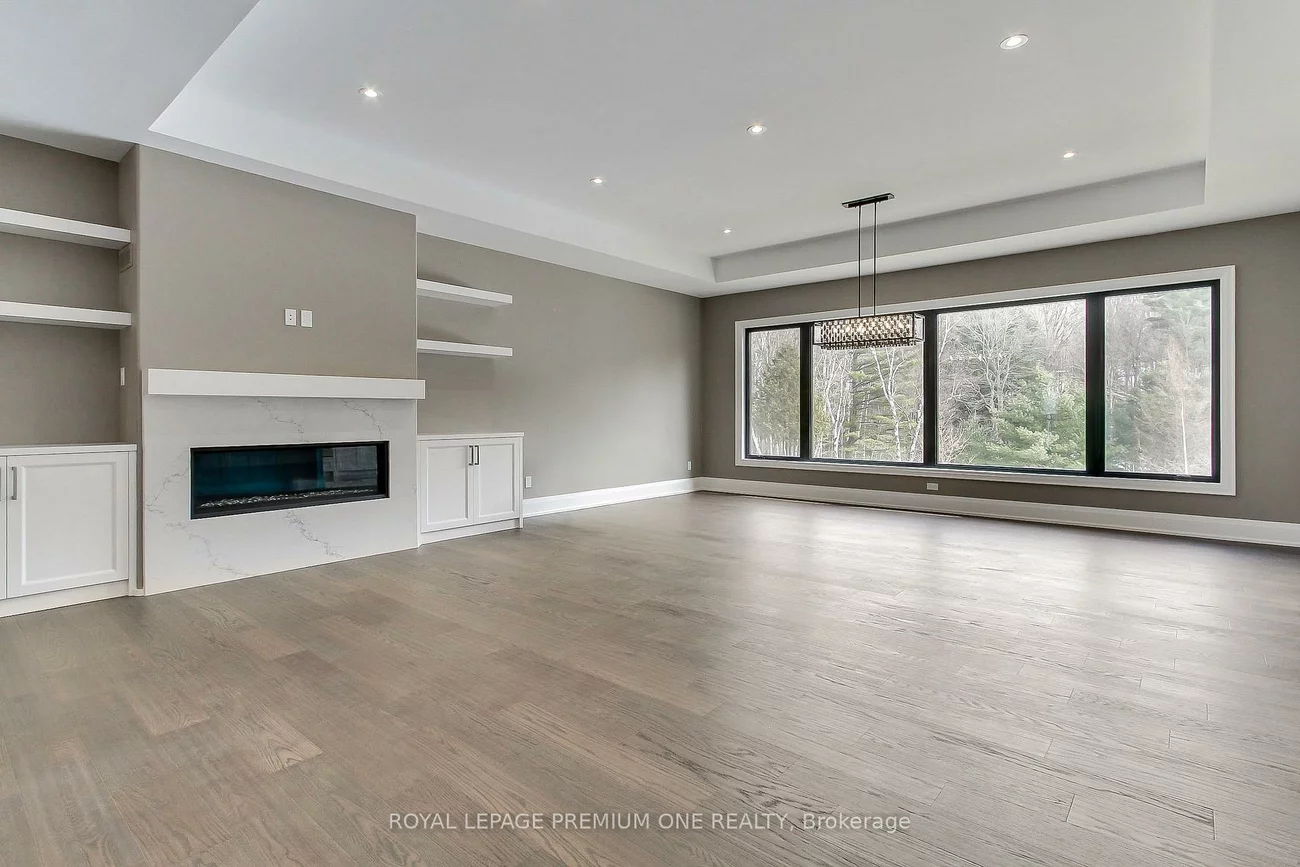 211, Pine, Palgrave, Caledon