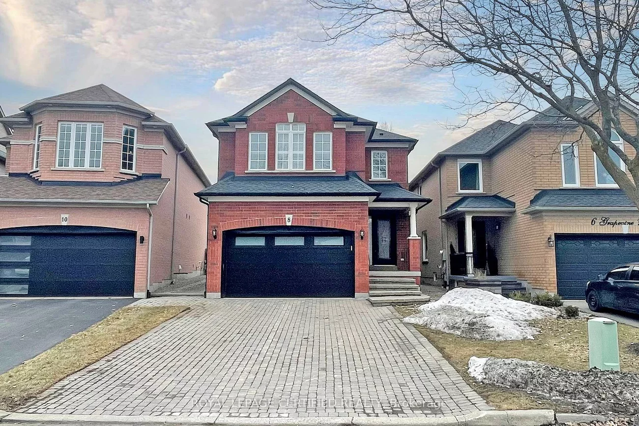 8, Grapevine, Bolton West, Caledon