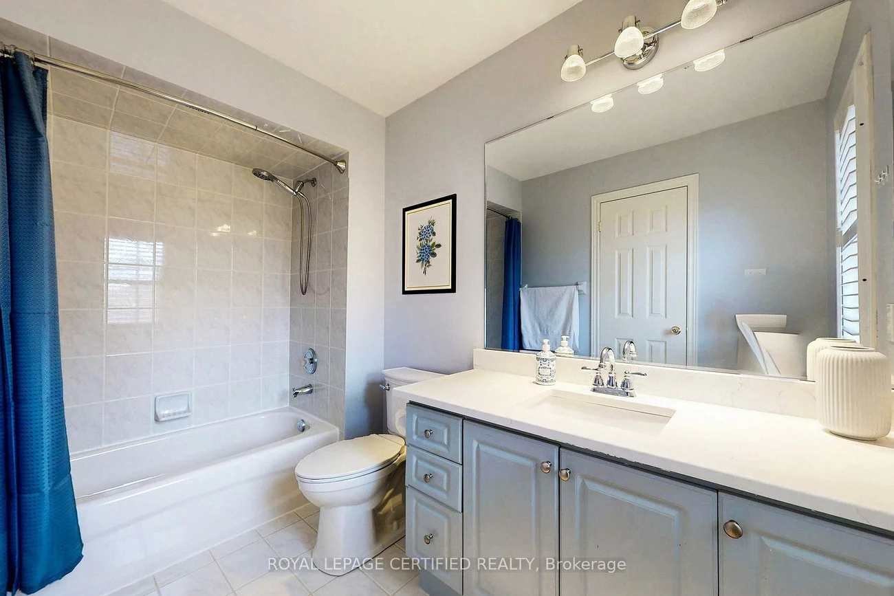 8, Grapevine, Bolton West, Caledon