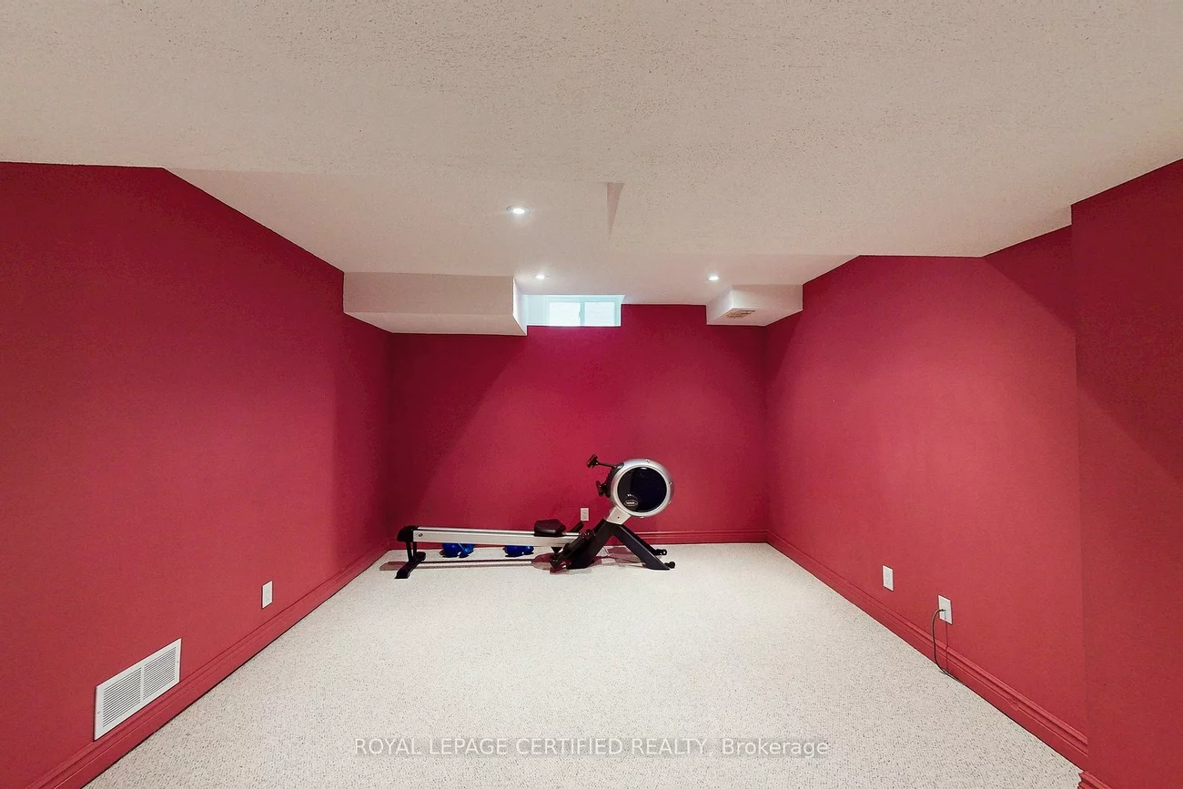 8, Grapevine, Bolton West, Caledon