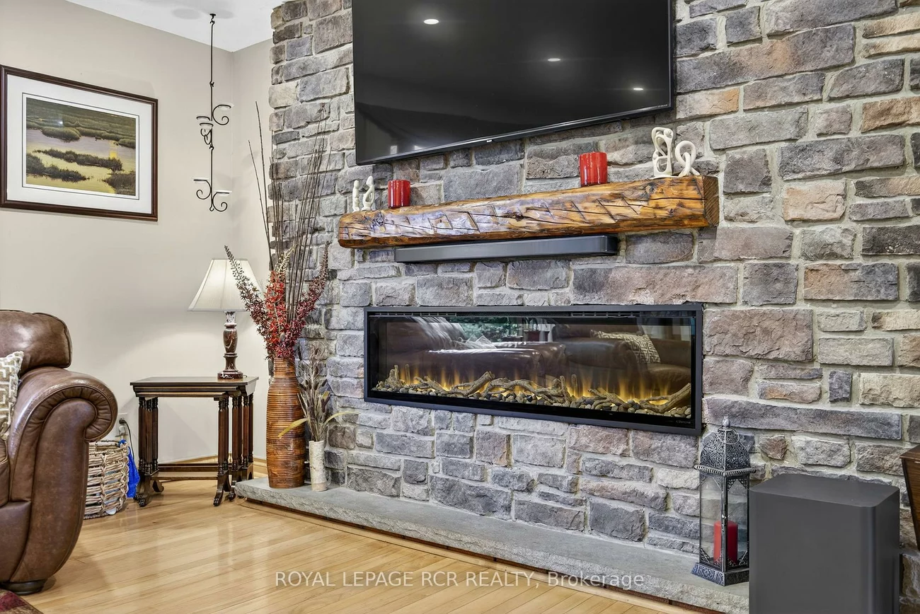 88, Walker, Caledon East, Caledon