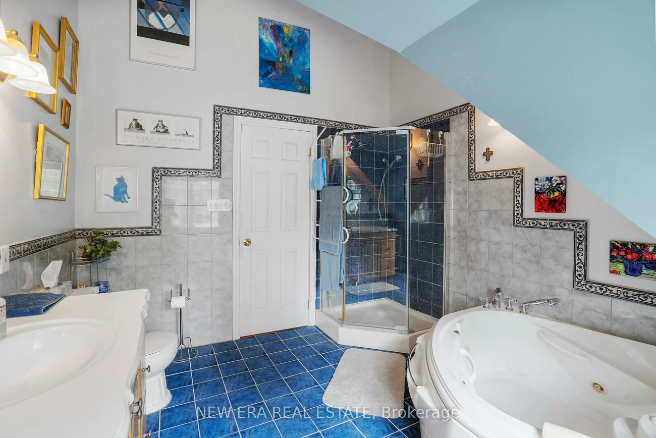 49, Credit, Cheltenham, Caledon