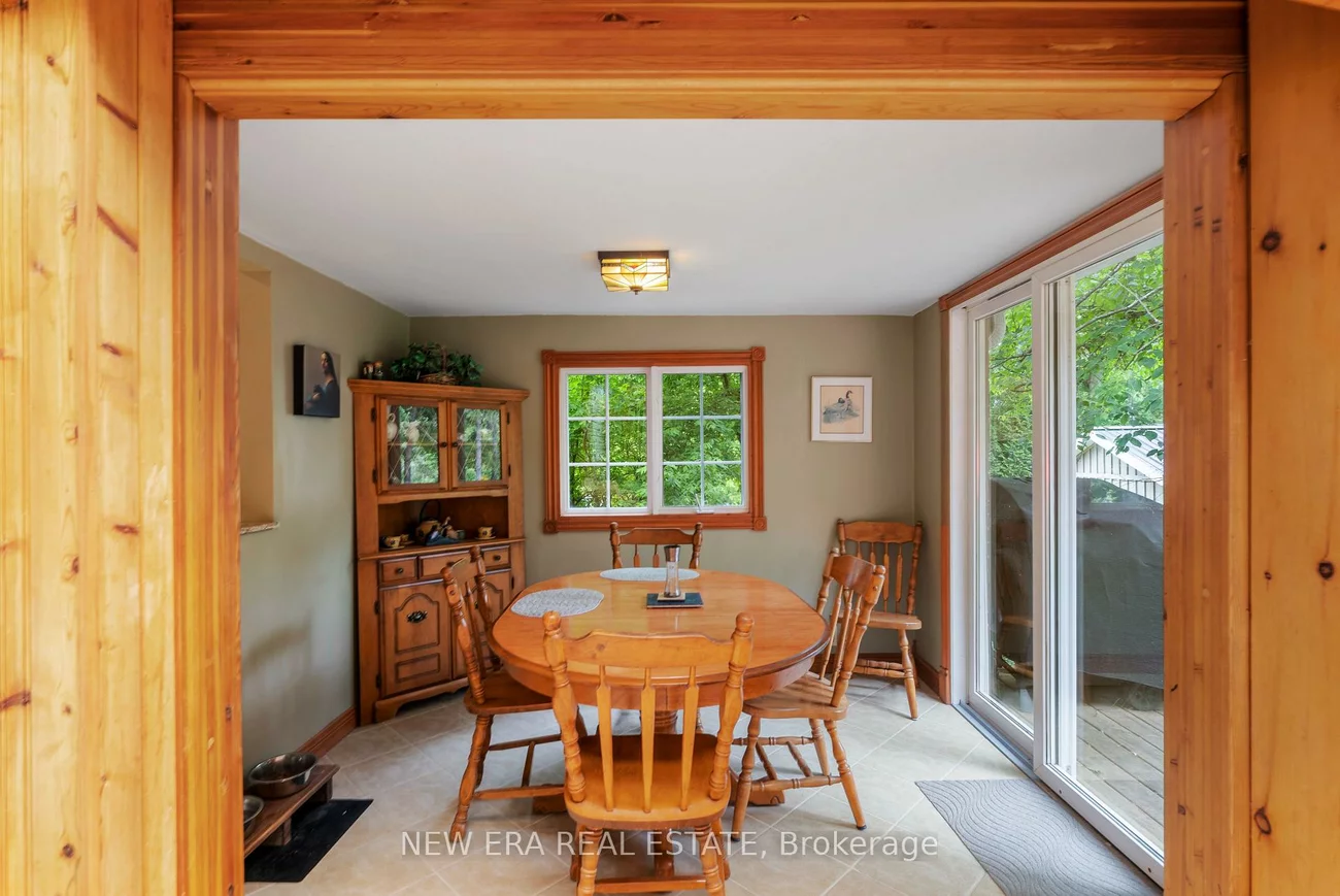 49, Credit, Cheltenham, Caledon