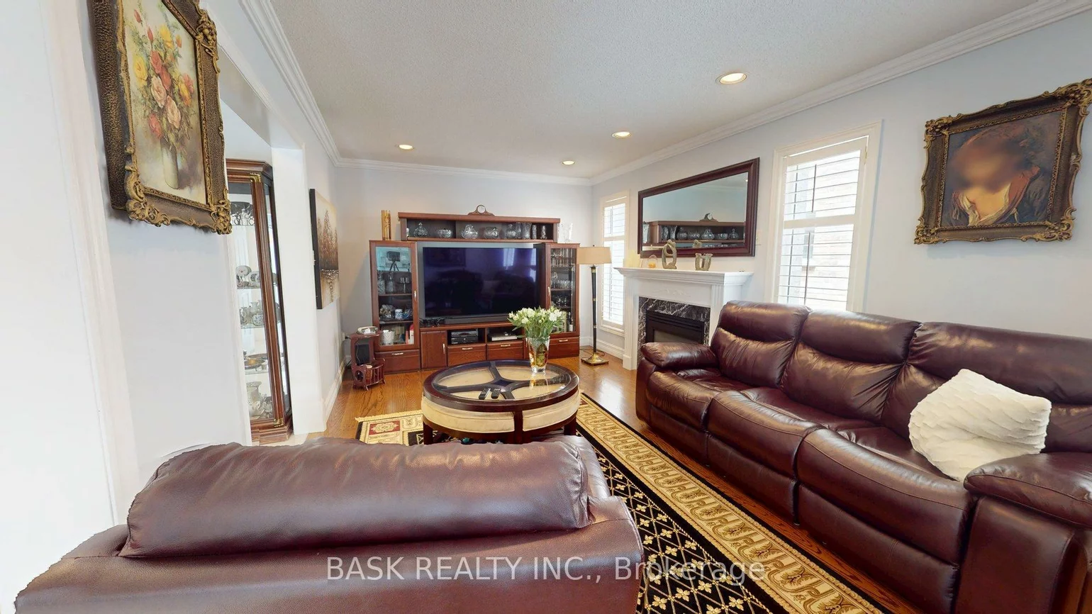 51, Harvest Moon, Bolton West, Caledon