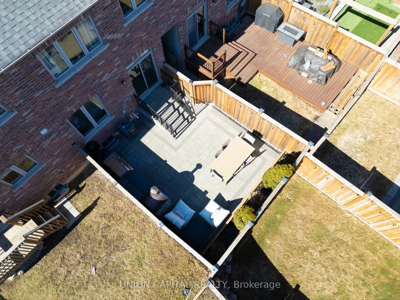 21, Morra, Bolton East, Caledon