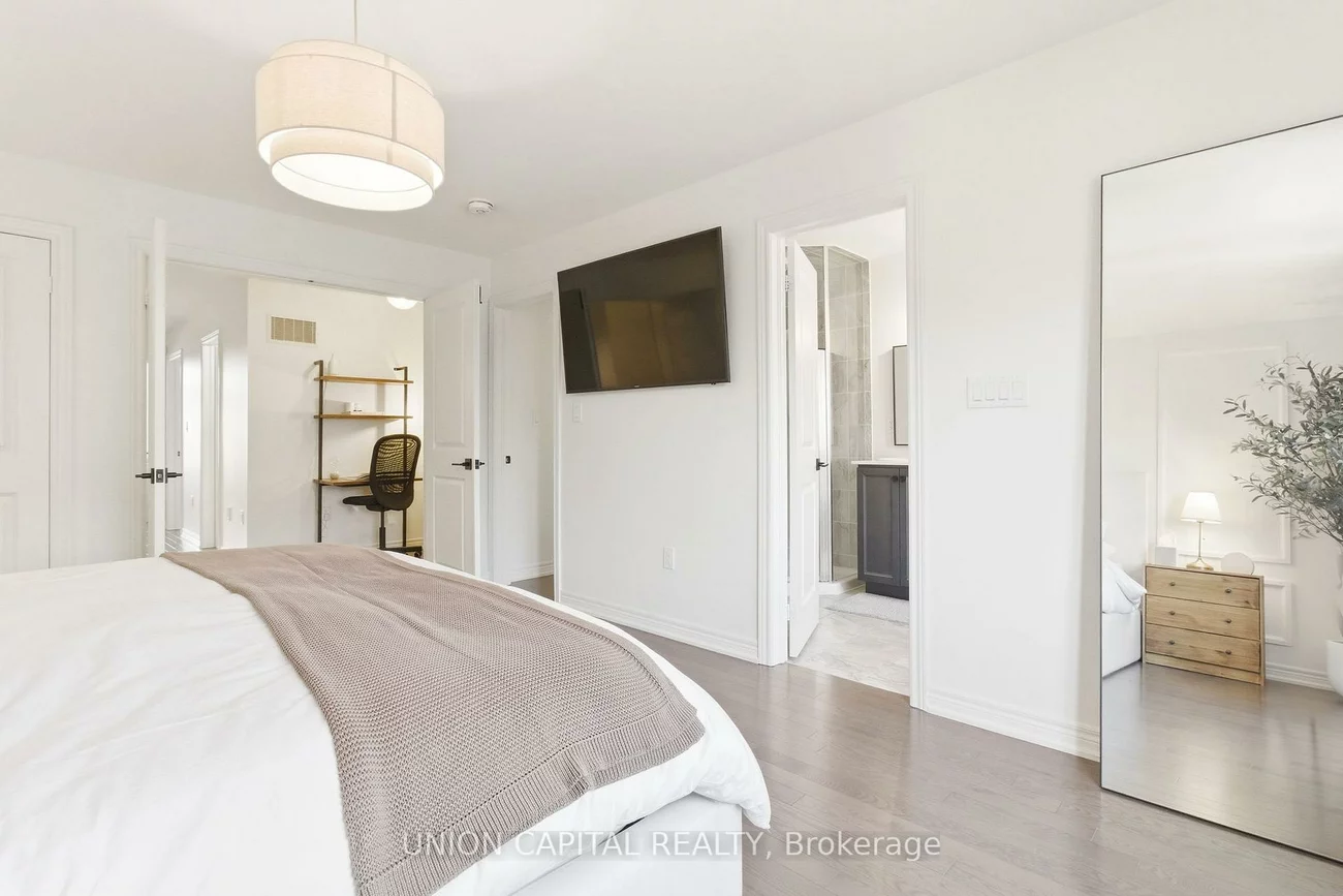 21, Morra, Bolton East, Caledon