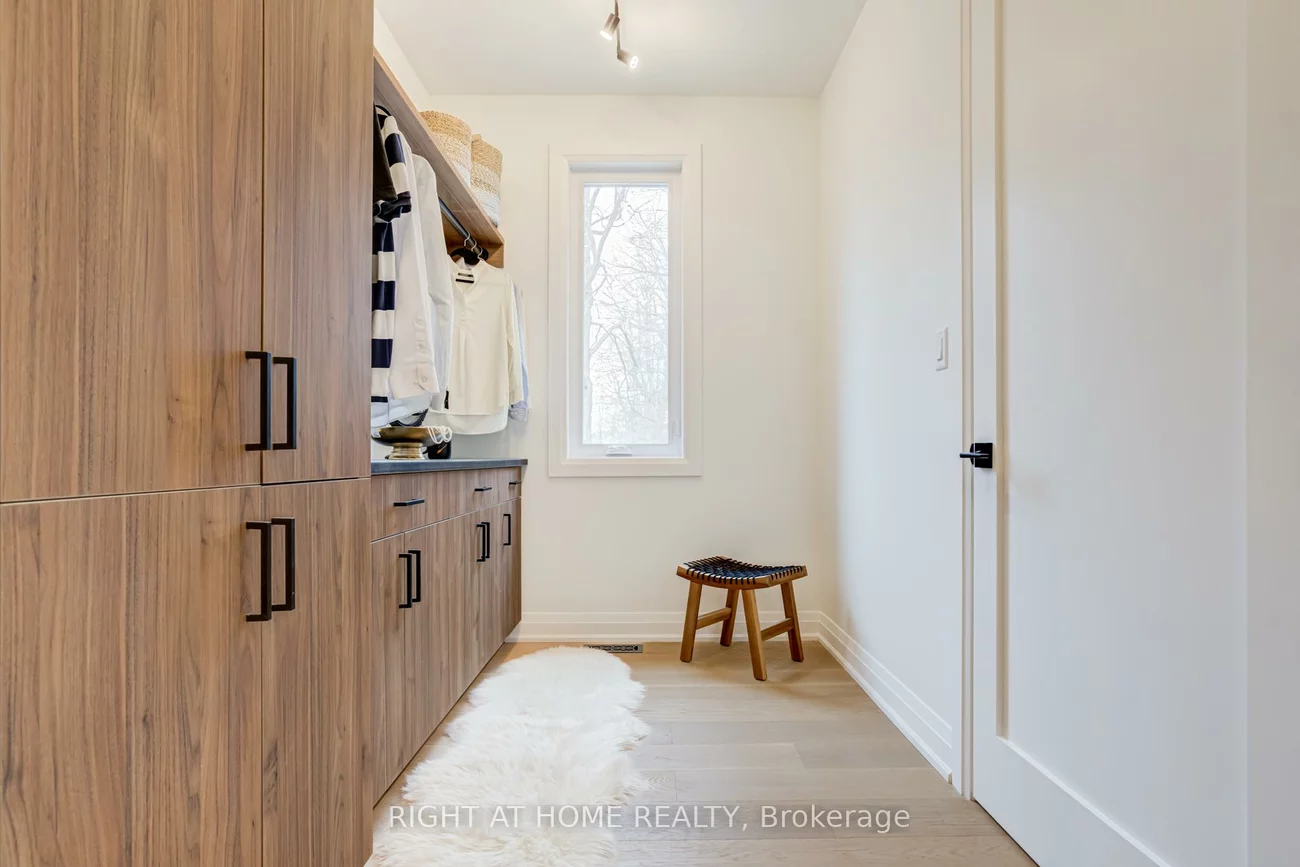 9, Maple Grove, Caledon Village, Caledon