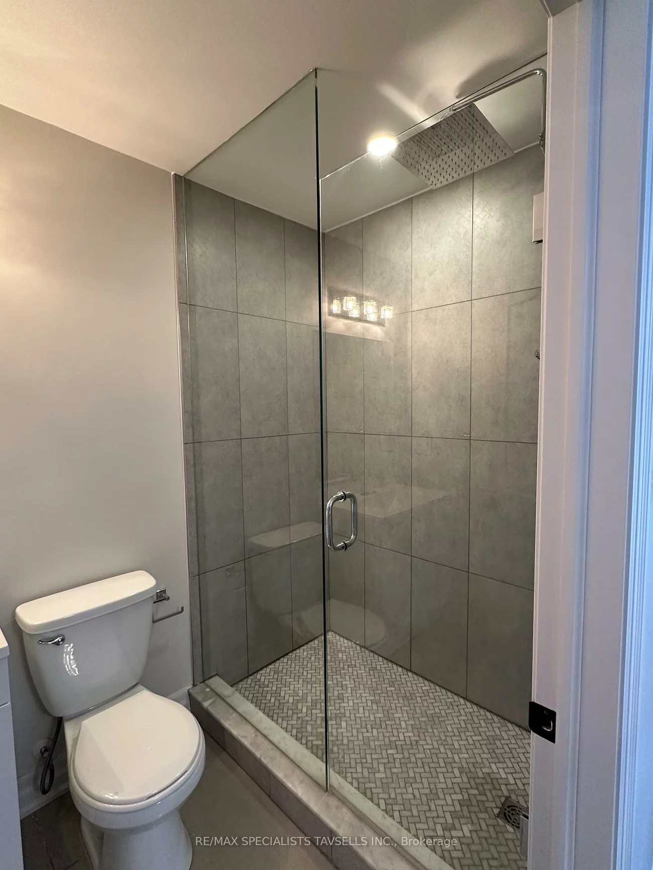 10, Victoria, Inglewood, Caledon