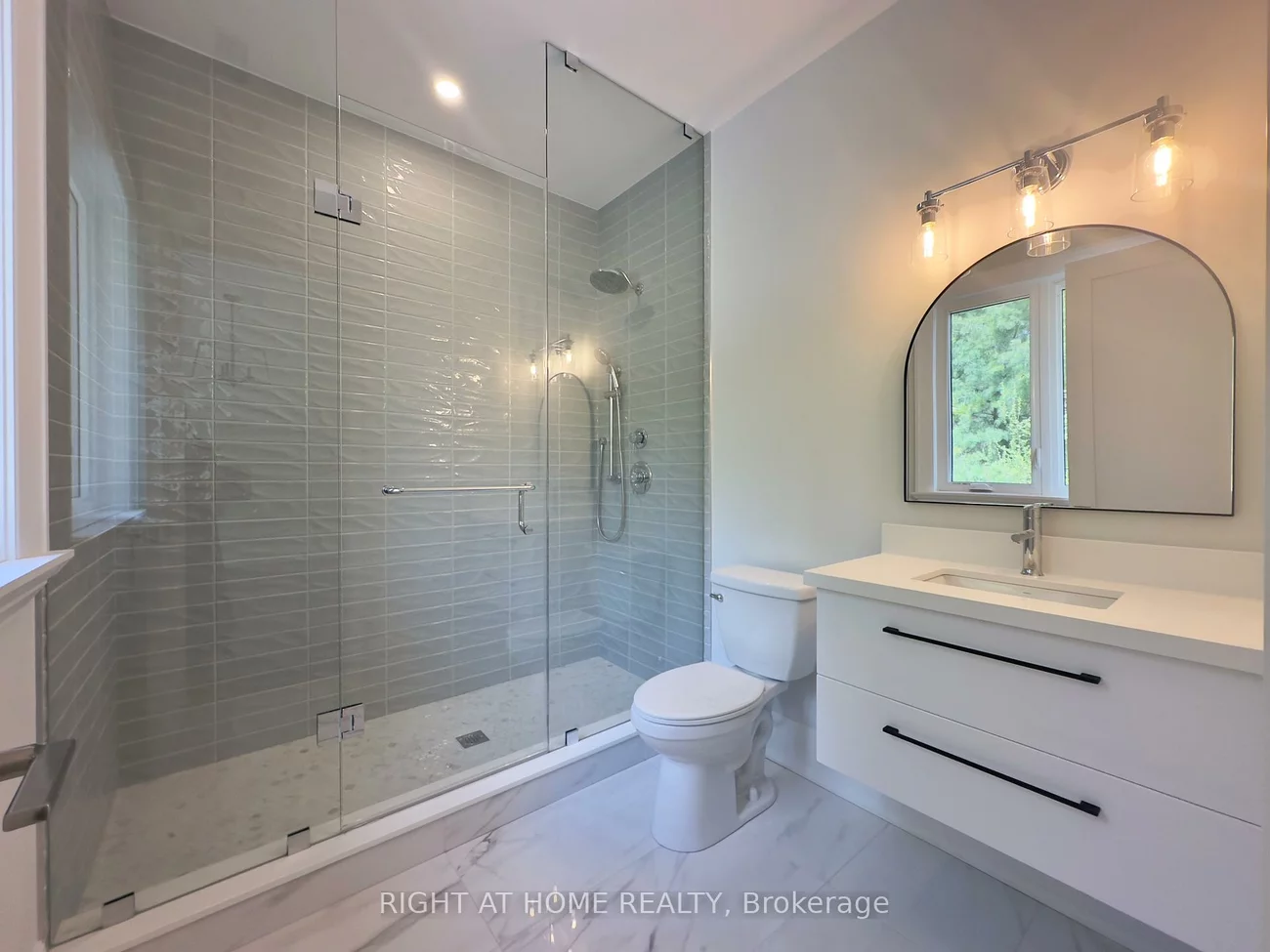 16158, Mount Pleasant, Palgrave, Caledon