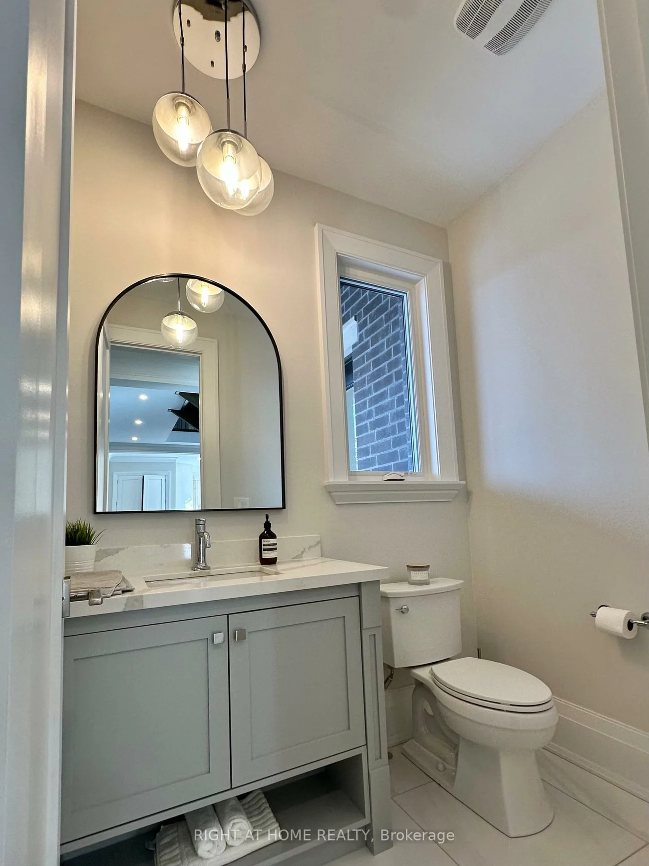 16158, Mount Pleasant, Palgrave, Caledon