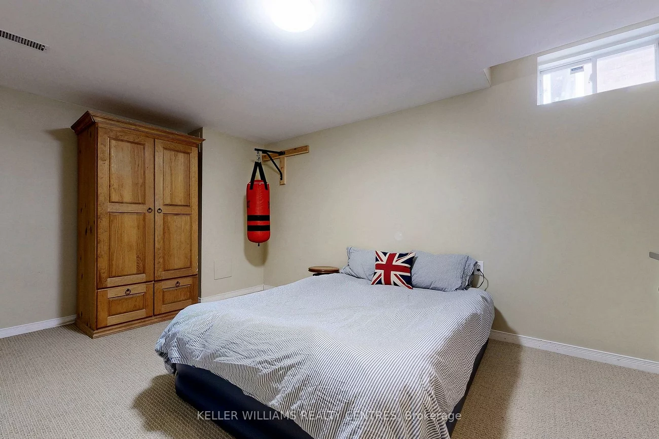 89, Taylorwood, Bolton North, Caledon