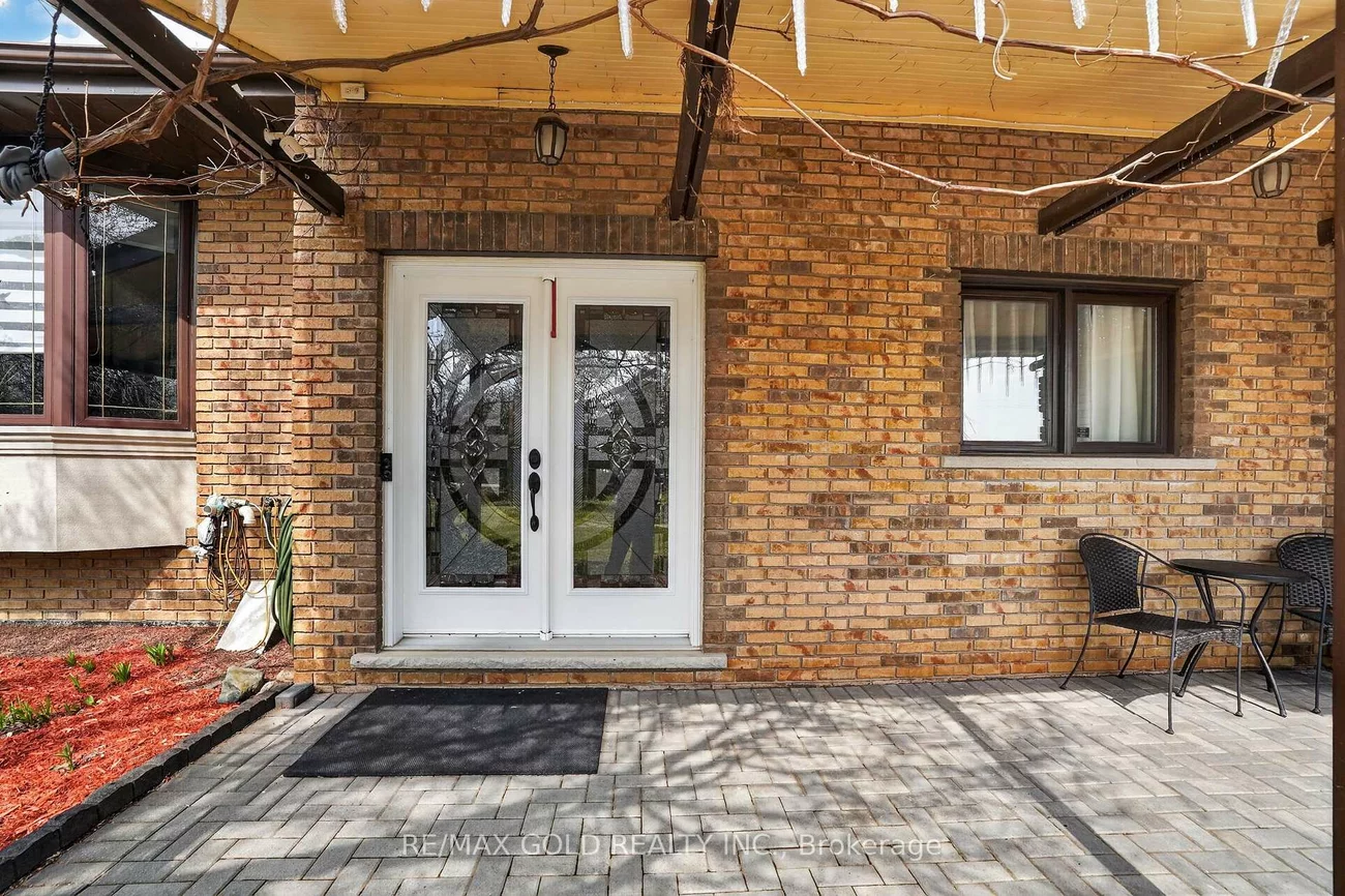 752, Old School, Rural Caledon, Caledon