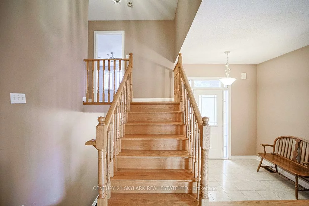 13, Paulette, Bolton East, Caledon