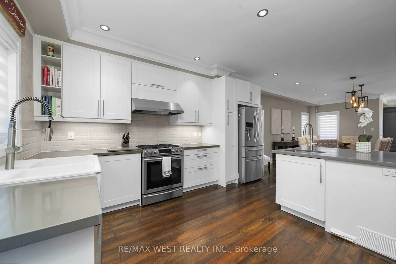 99, Gray Park, Bolton West, Caledon