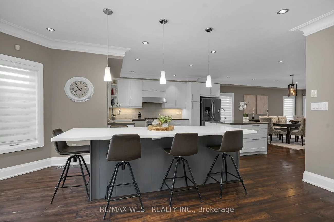 99, Gray Park, Bolton West, Caledon