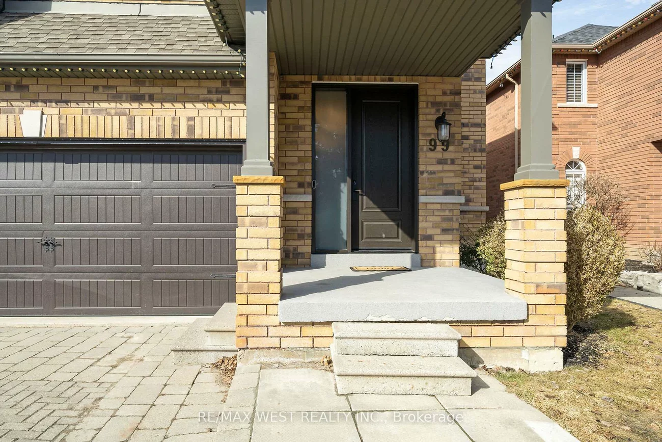 99, Gray Park, Bolton West, Caledon