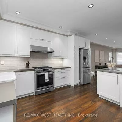 99, Gray Park, Bolton West, Caledon