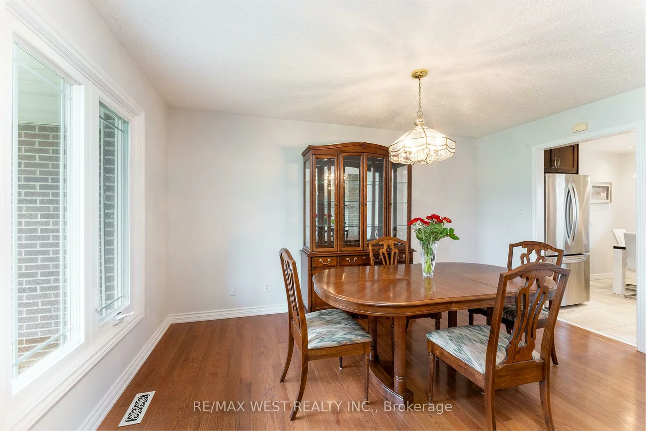 3, Field Crest, Inglewood, Caledon