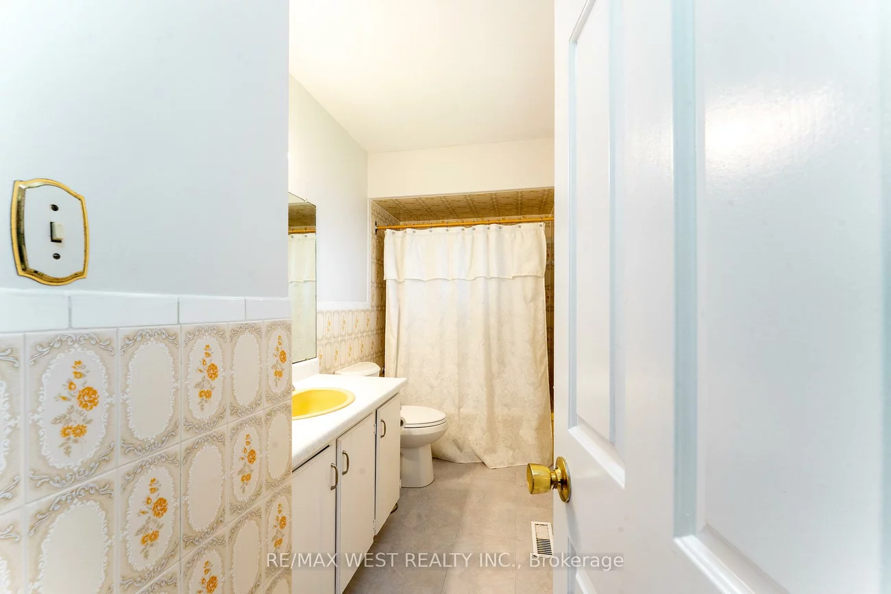 3, Field Crest, Inglewood, Caledon