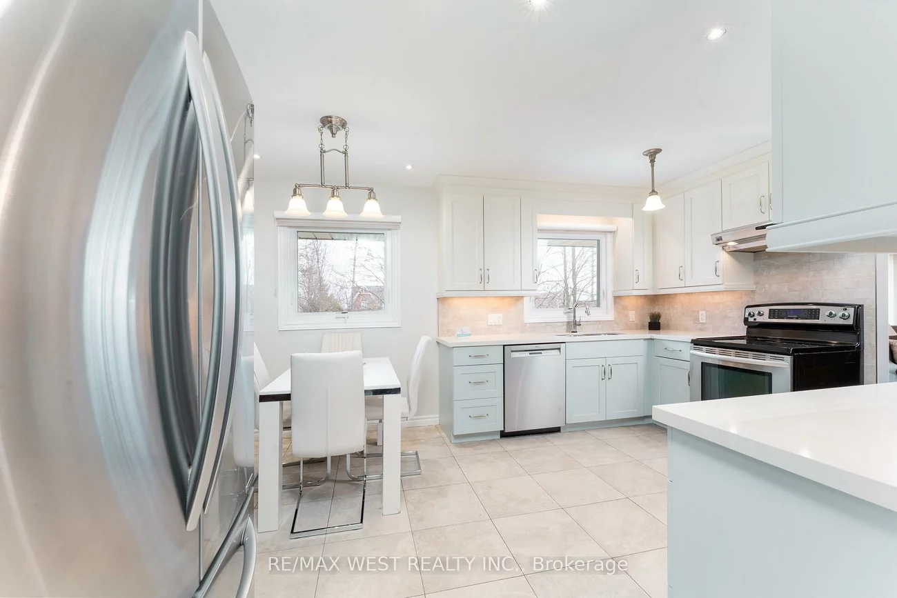 3, Field Crest, Inglewood, Caledon