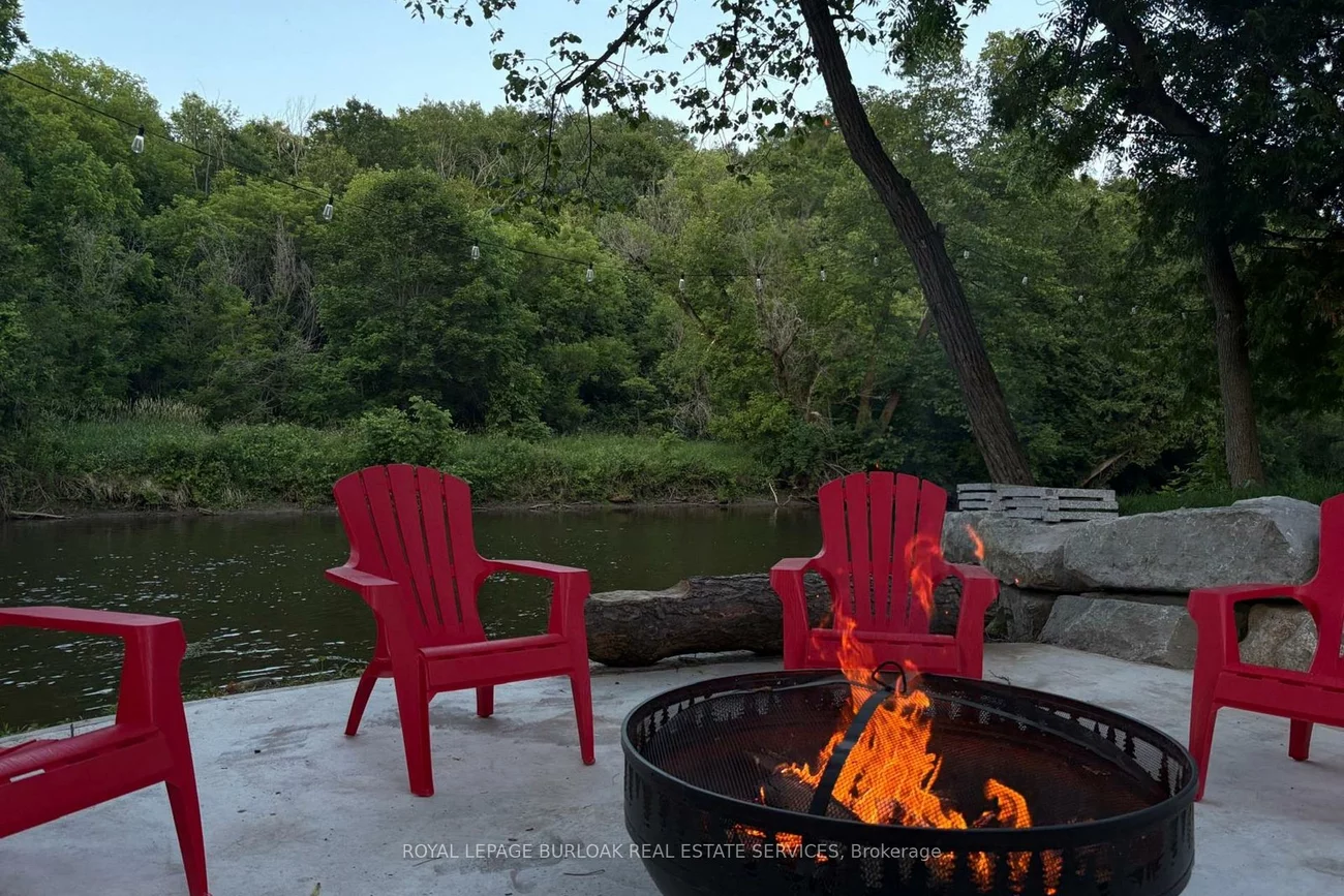 39, Credit, Cheltenham, Caledon