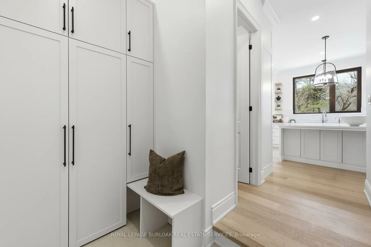 39, Credit, Cheltenham, Caledon