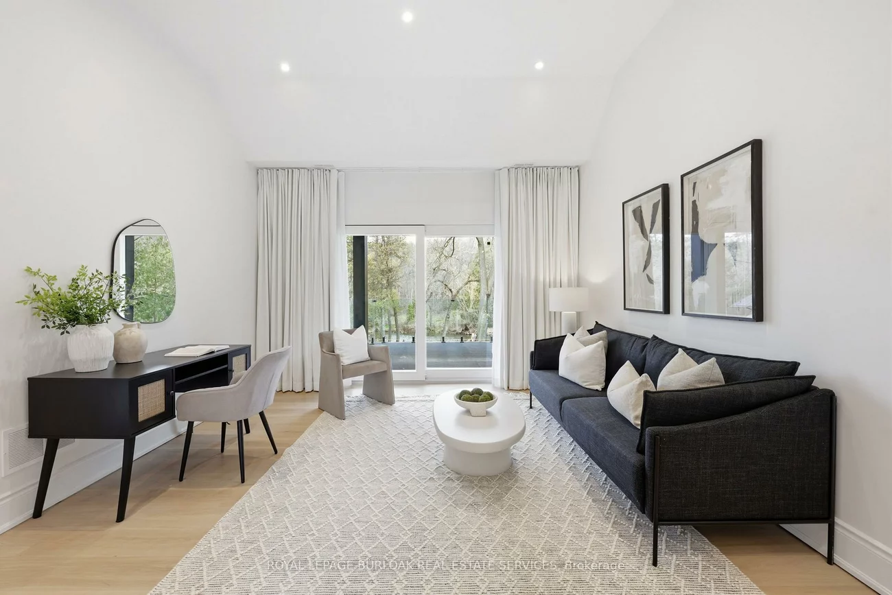 39, Credit, Cheltenham, Caledon