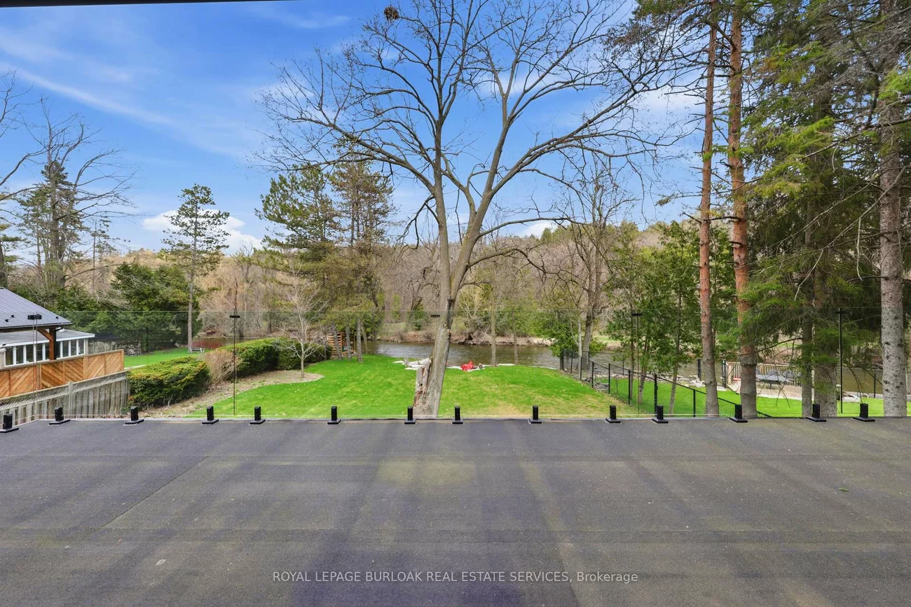 39, Credit, Cheltenham, Caledon