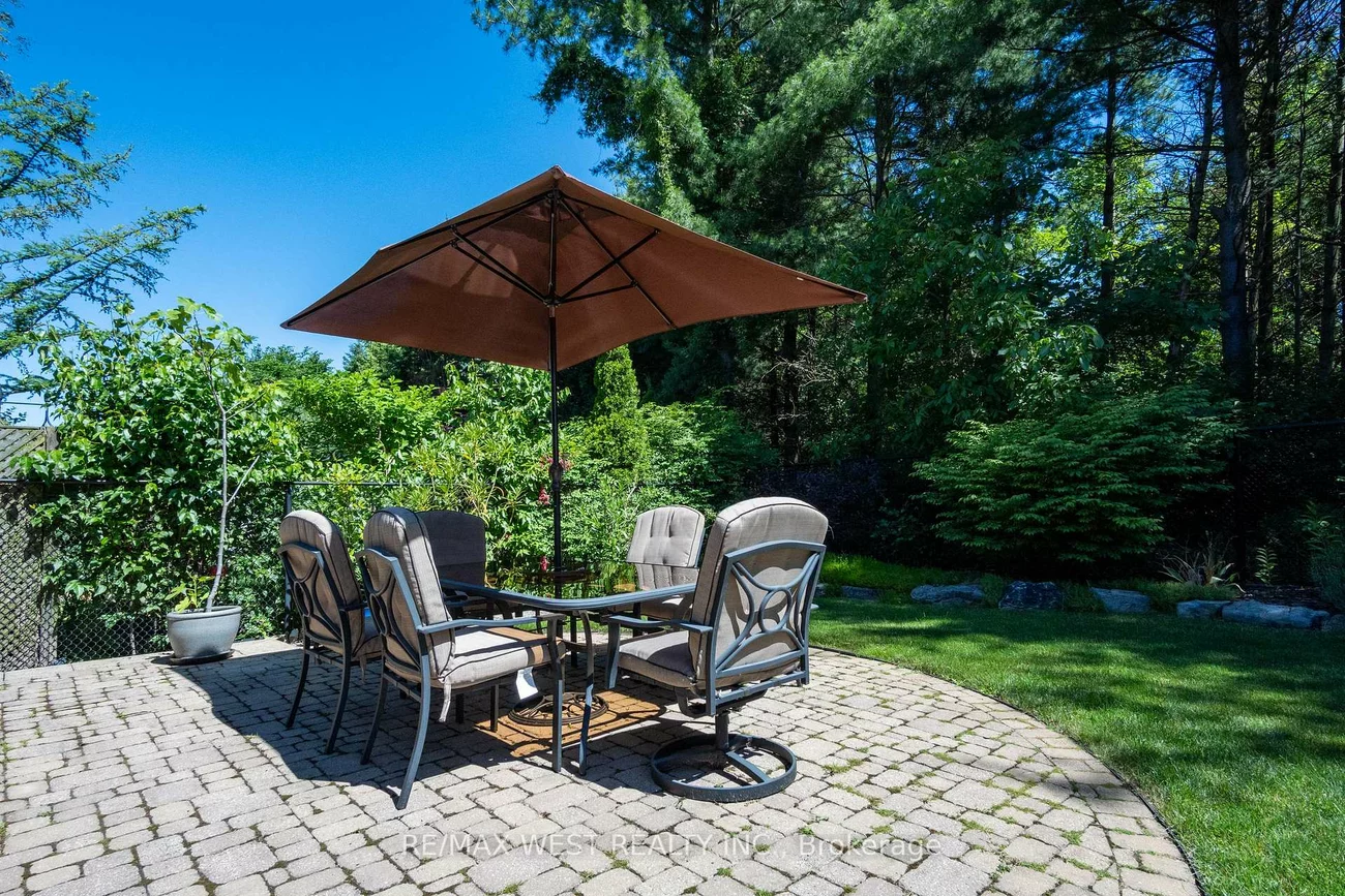 84, Castelli, Bolton North, Caledon