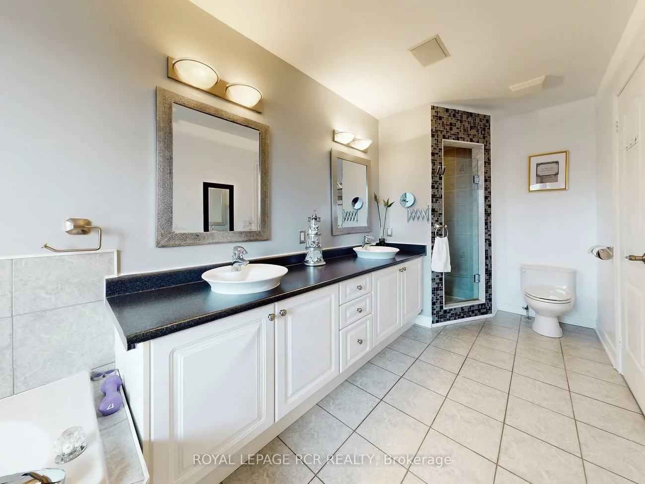 28, Wakely, Bolton West, Caledon