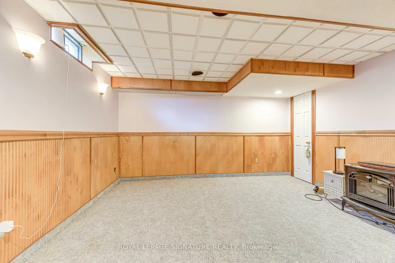 6, Wood, Bolton East, Caledon