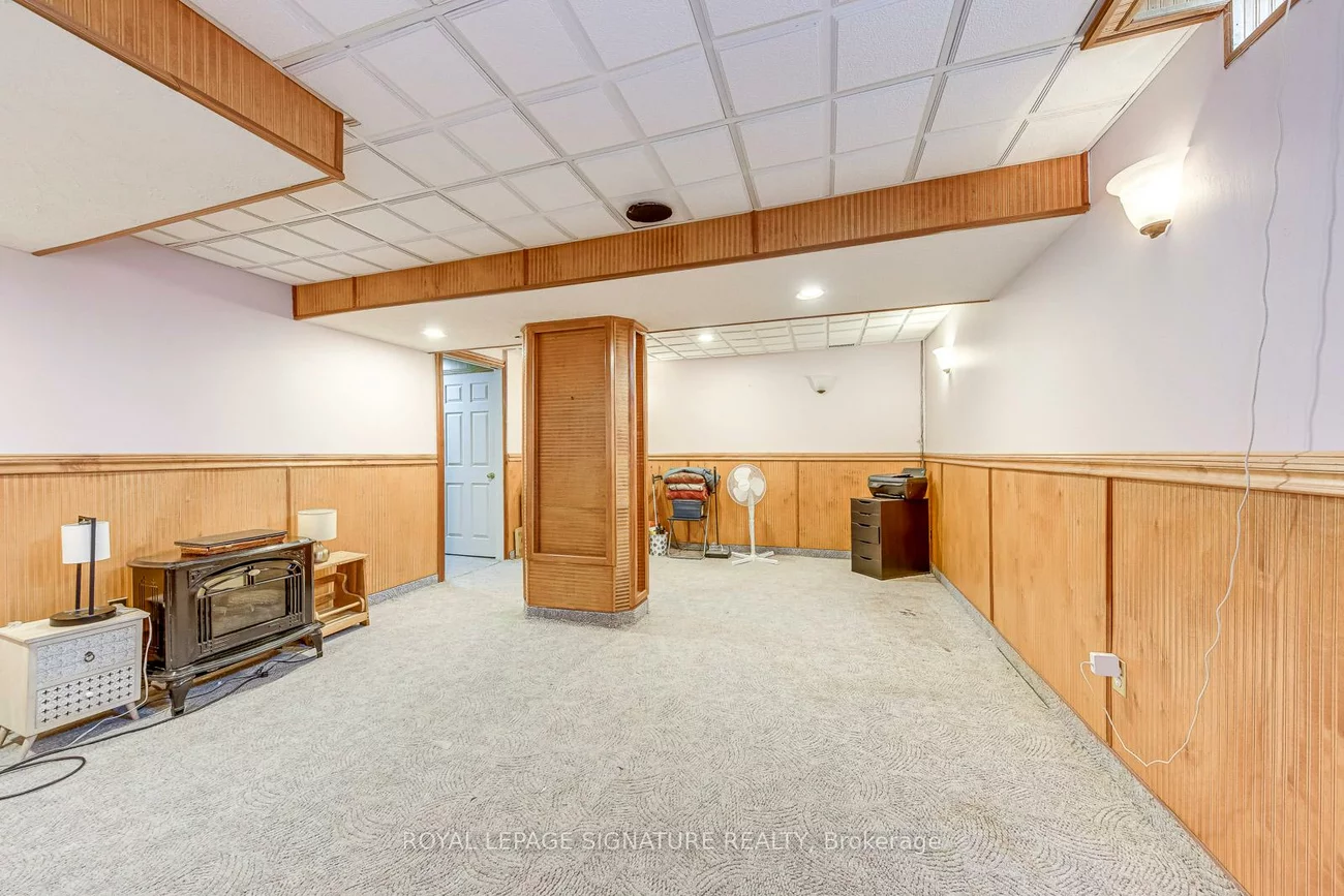 6, Wood, Bolton East, Caledon