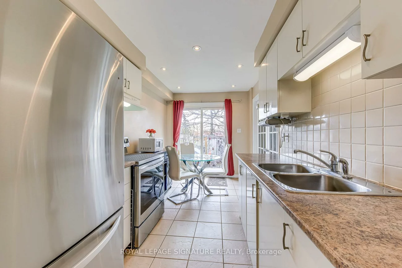 6, Wood, Bolton East, Caledon