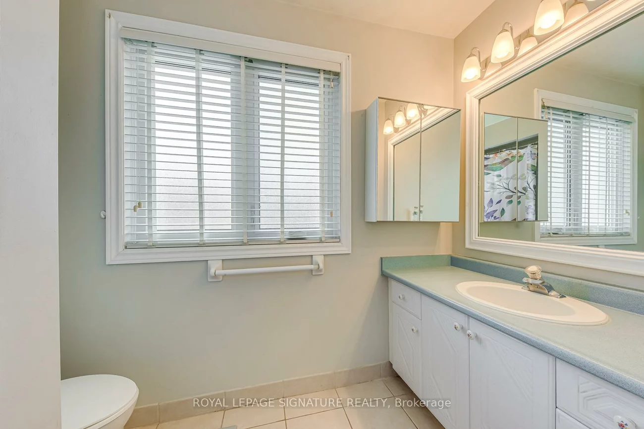 6, Wood, Bolton East, Caledon