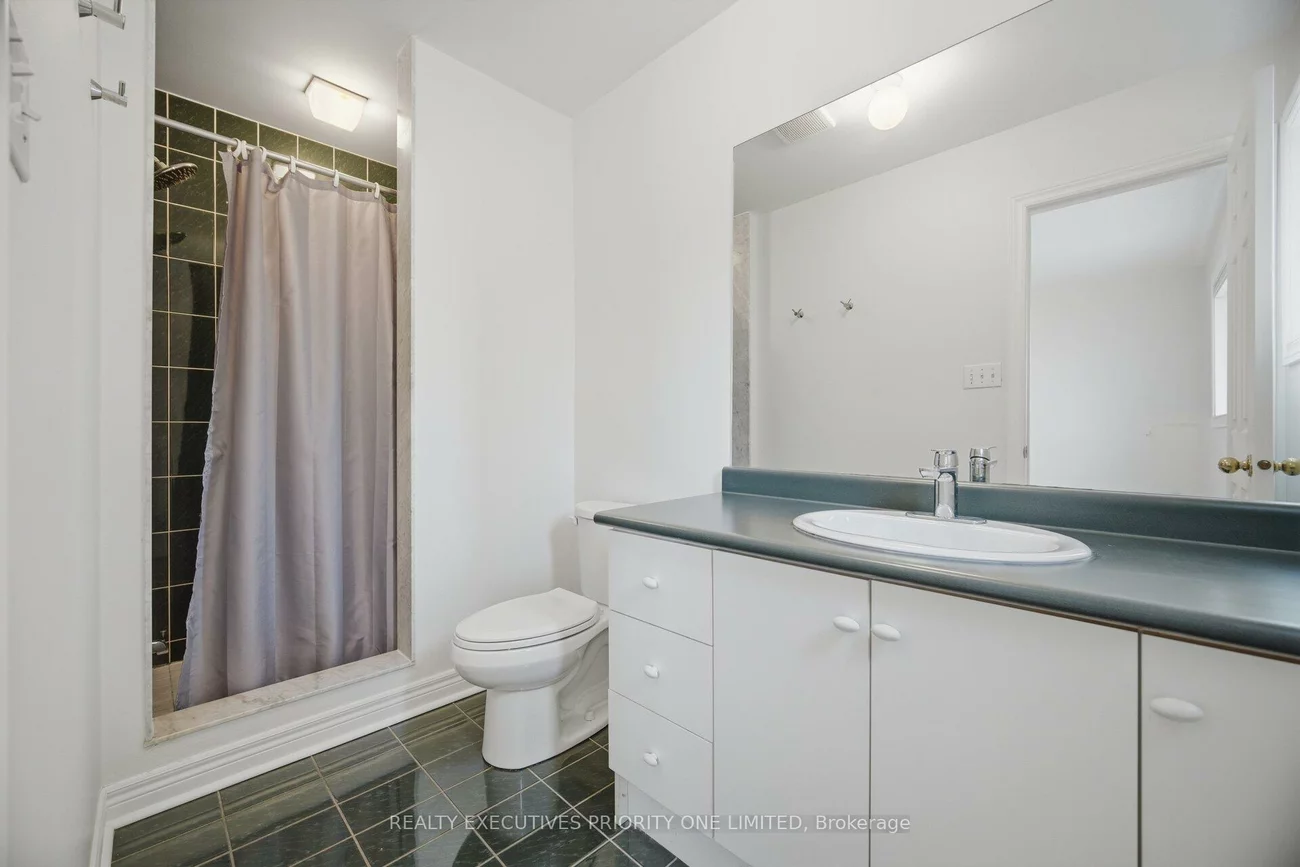 24, Archbury, Bolton East, Caledon