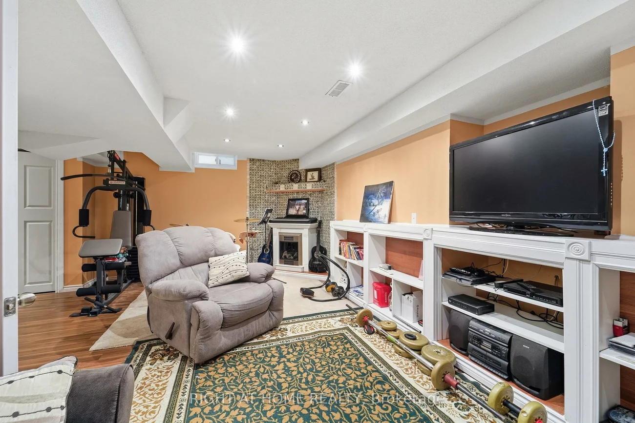 83, Headwater, Bolton West, Caledon