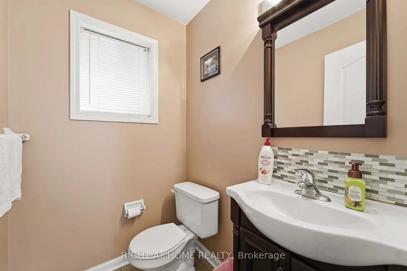 83, Headwater, Bolton West, Caledon