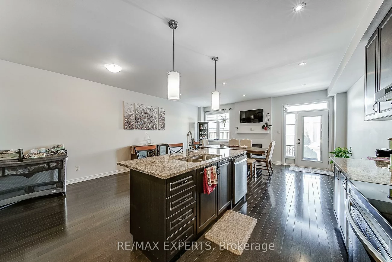 60, Humbershed, Bolton West, Caledon