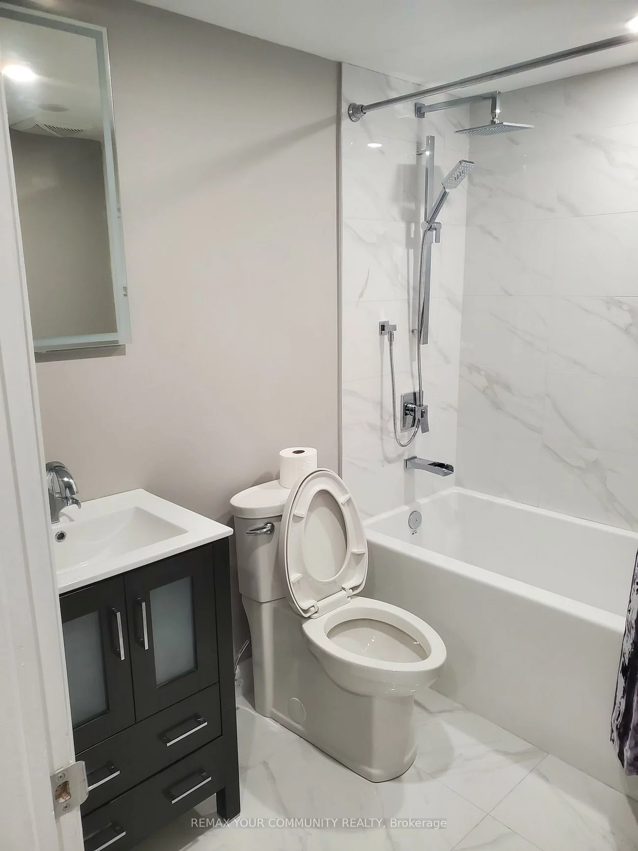 19, St. Michael's, Bolton North, Caledon