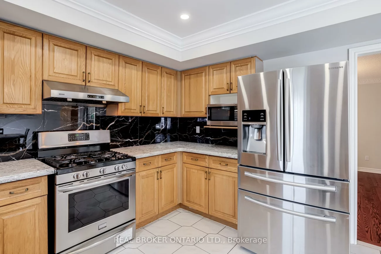 87, Taylorwood, Bolton North, Caledon
