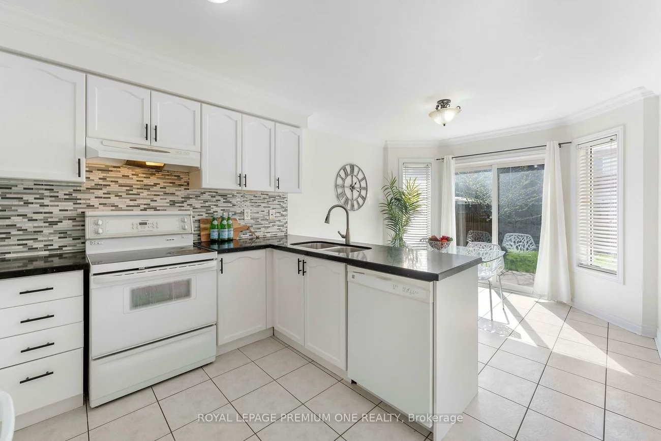 178, Cedargrove, Bolton West, Caledon