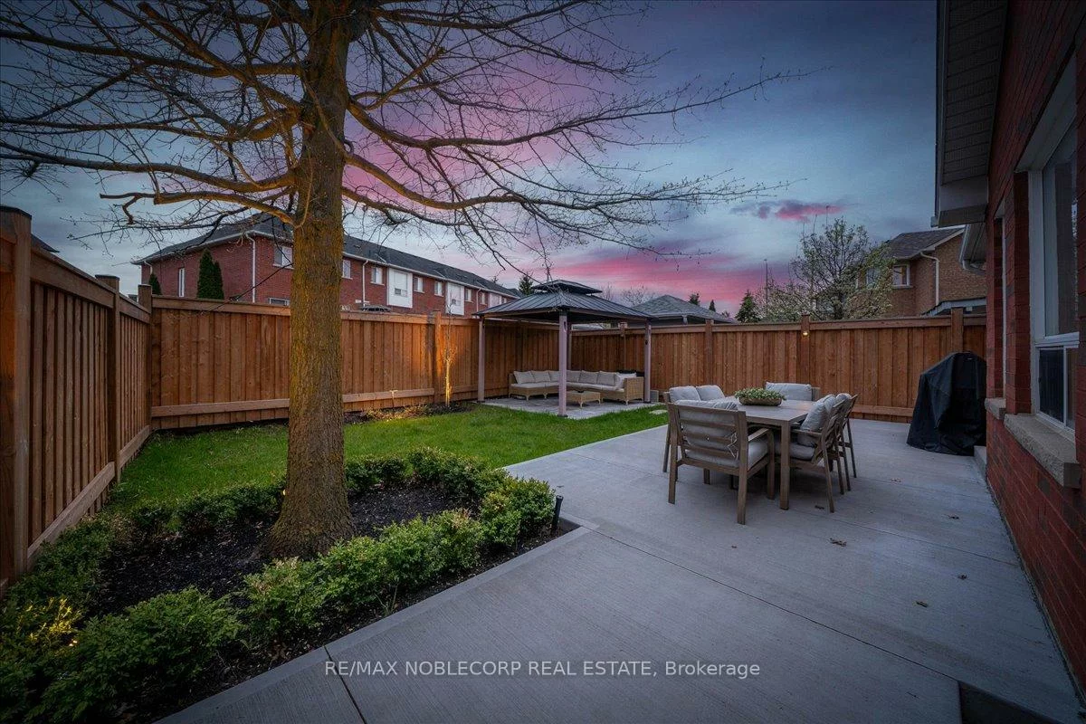 338, Ellwood, Bolton West, Caledon