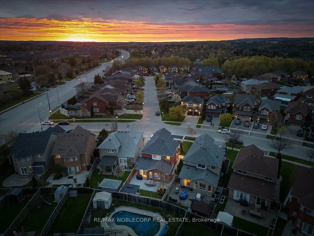 338, Ellwood, Bolton West, Caledon