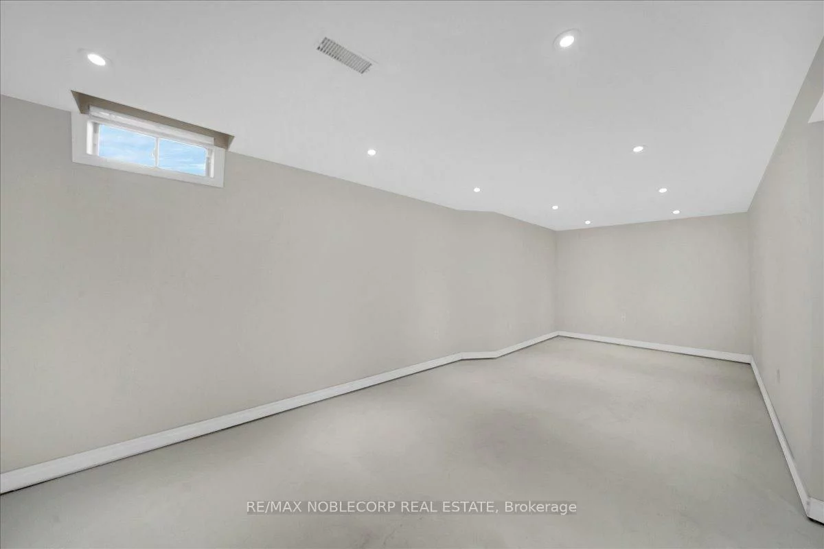 338, Ellwood, Bolton West, Caledon