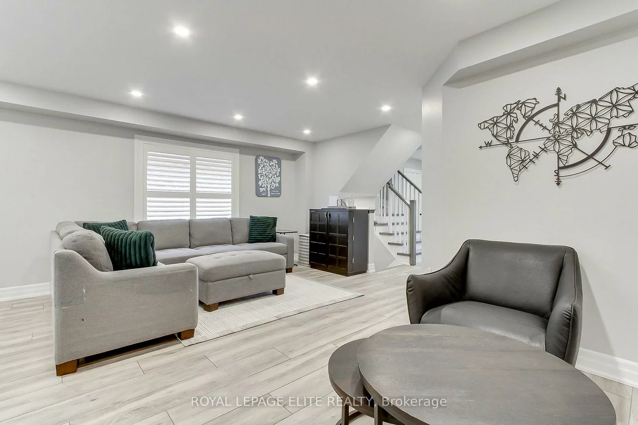 10, Stella, Bolton East, Caledon